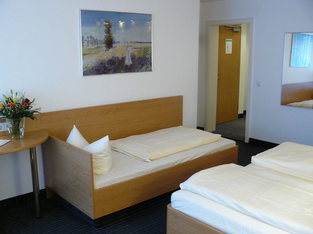 Mirage Zentrum 3*